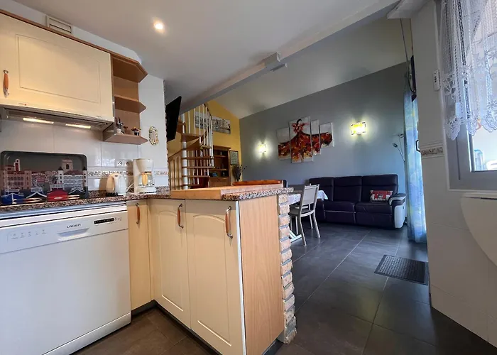 Apartman 2 Ch Avec Terrasse A 10 Min De La - Parking Gratuit - Fr-1-239-936
